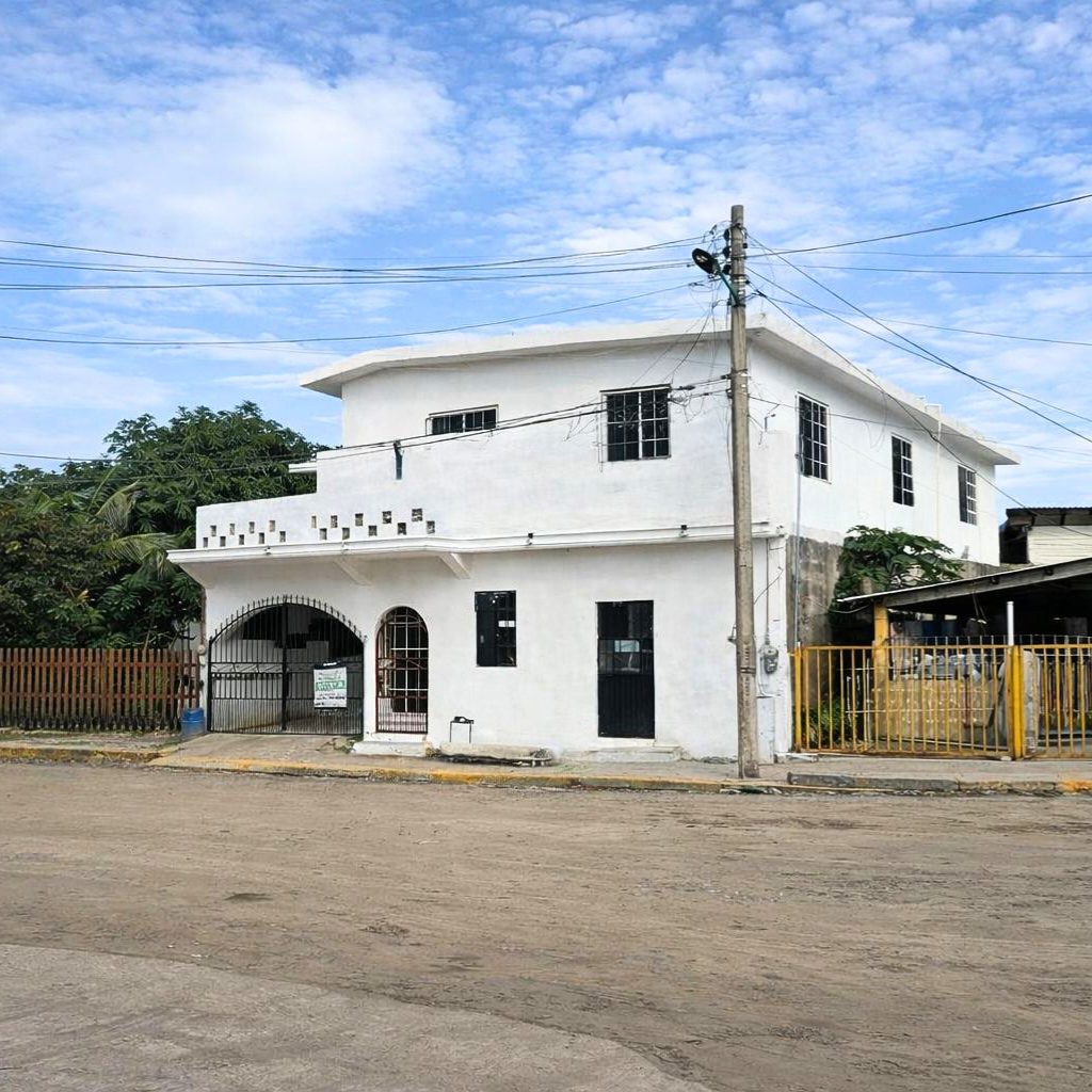 Casa en venta en Los Laureles, Altamira 1