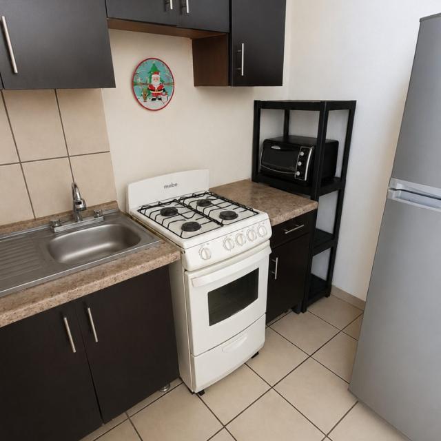 Departamento en traspaso en Colinas del Valle Condominio la Luna, Tlajomulco de Zúñiga 2