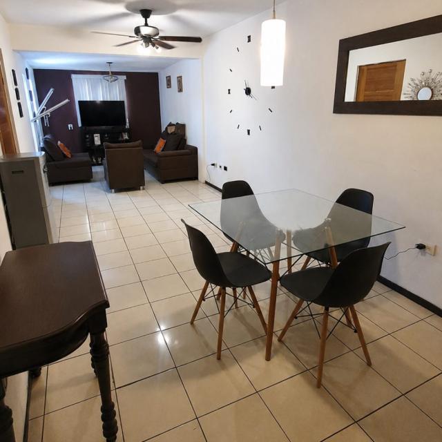 Casa en venta en Hacienda Santa Fe, Tlajomulco de Zúñiga 2