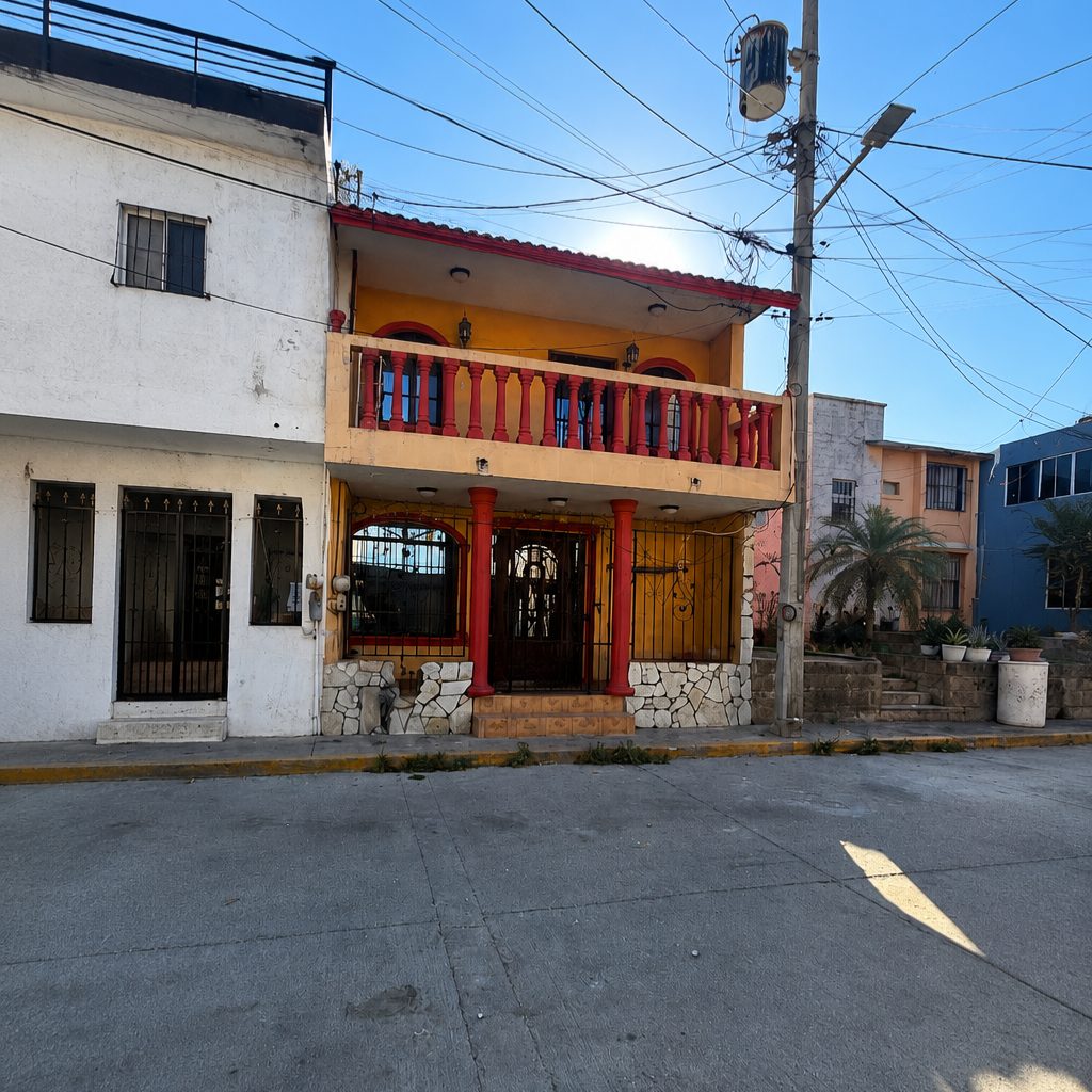 Casa en venta en Jardines de Champayan, Altamira 1